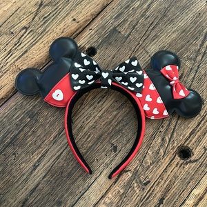 EUC Disney Loungefly Valentine’s Day Mickey and Minnie Mouse Ears